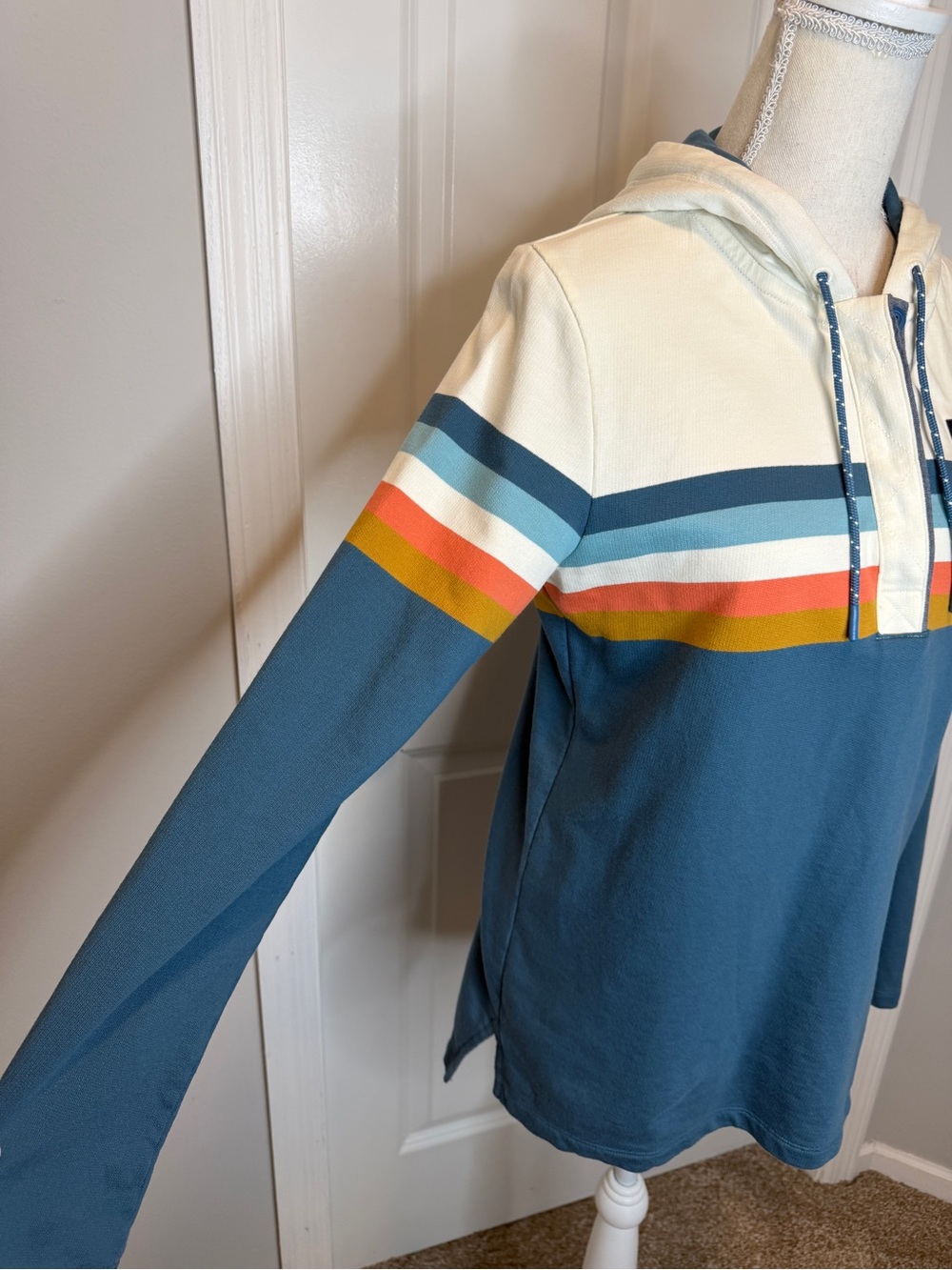 L.L. Bean Women’s Blue Cream Orange Vintage Soft Rugby Hoodie Small Colorblock - Picture 5 of 11